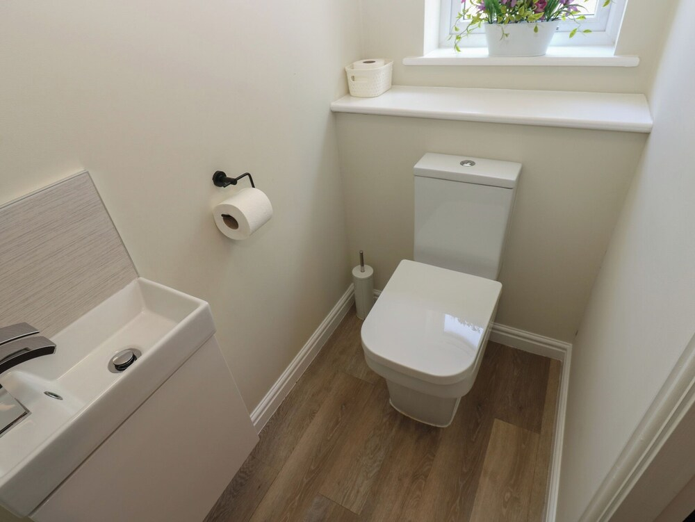 5 Ashcroft Mews