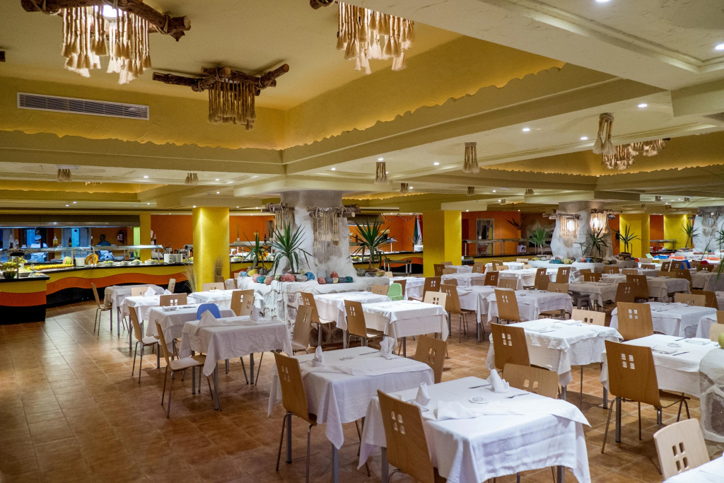 Welcome Meridiana Resort - Families and Couples Only
