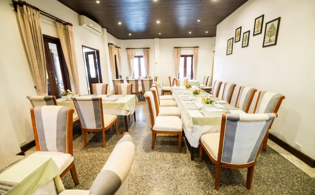 Ang Thong Hotel