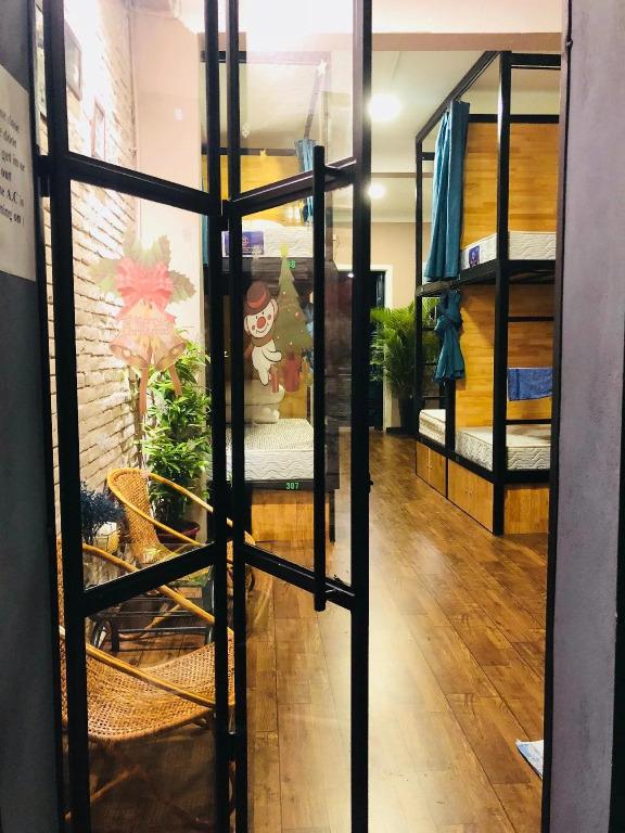L'etage House - Hostel