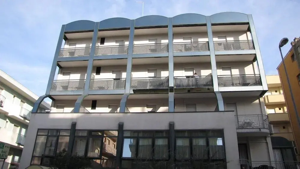 Hotel Caruso