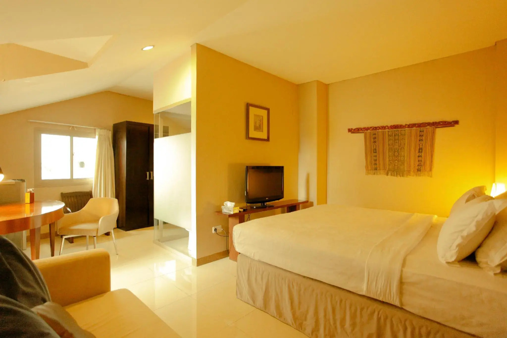 W Home Senopati
