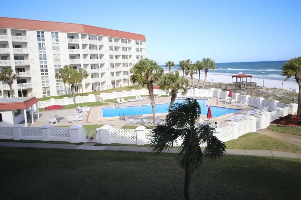 437 El Matador 2 Bedroom Condo by RedAwning