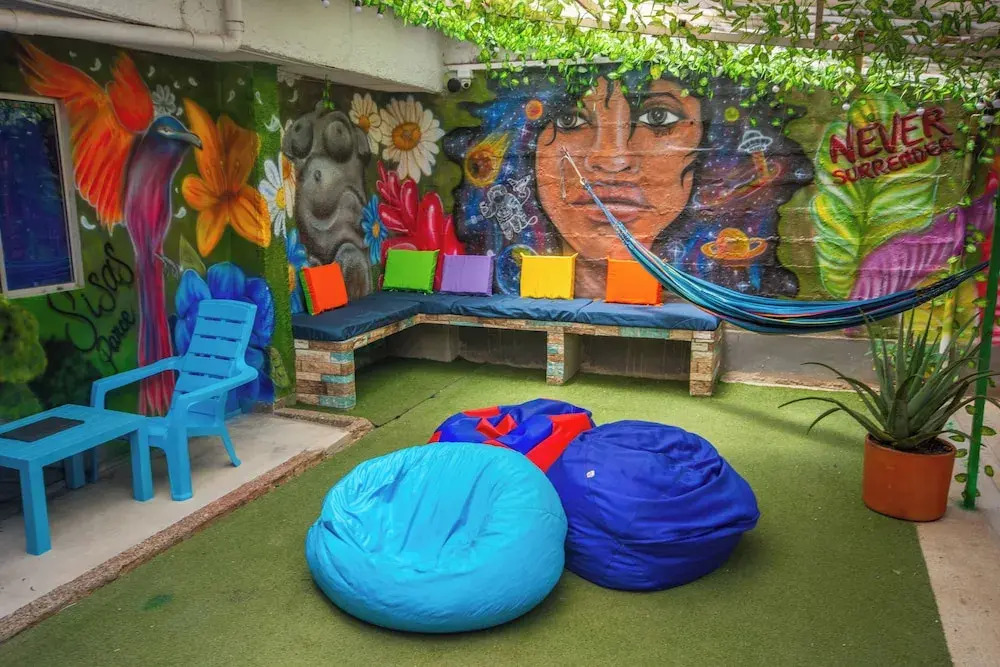 Blue Coast Hostal