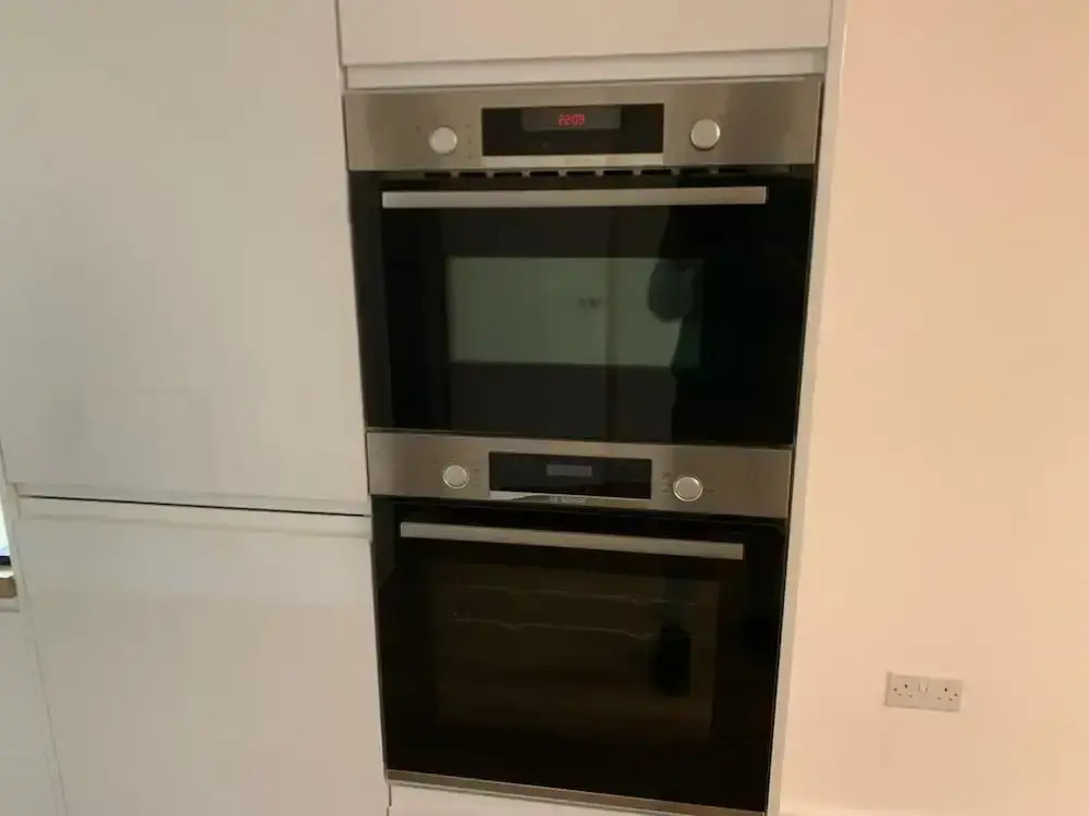 Brand New Entire 4 Bed House/multiple Parking
