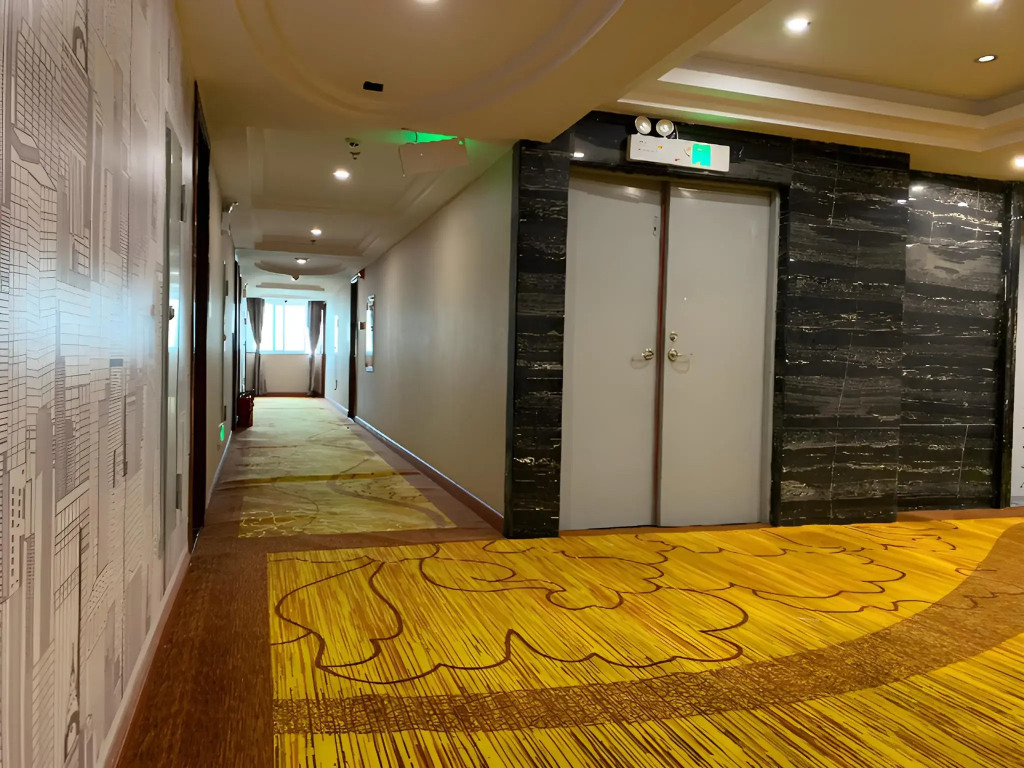 City Comfort Inn Yunfu Bus Station