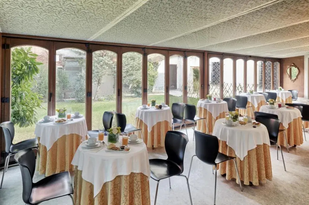 Hotel Pausania