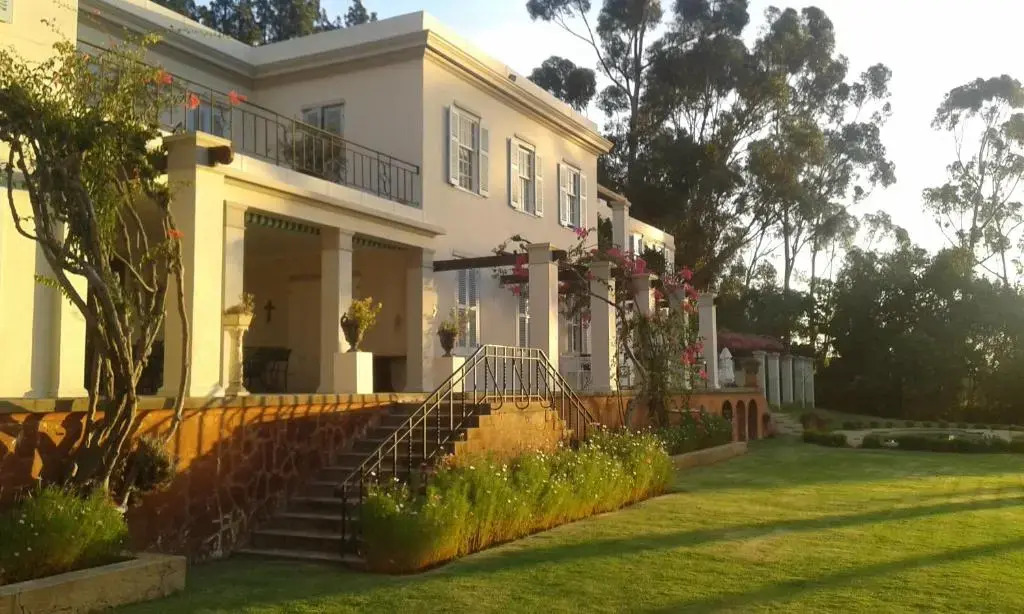 Morton Manor