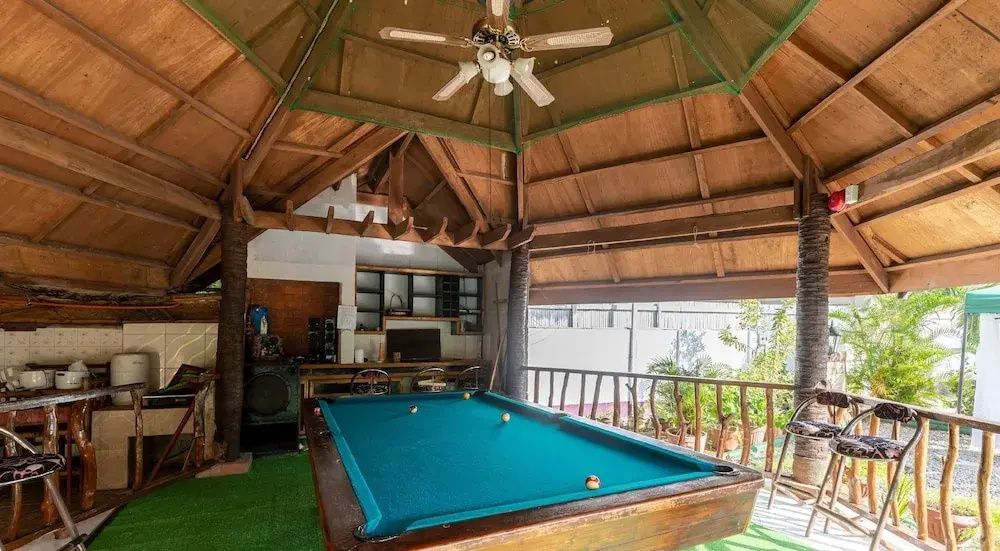 ZEN Rooms Ice Bear Inn Panglao
