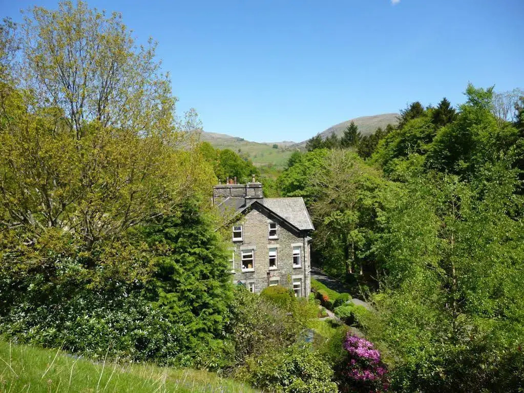 Riverside Bed  Breakfast