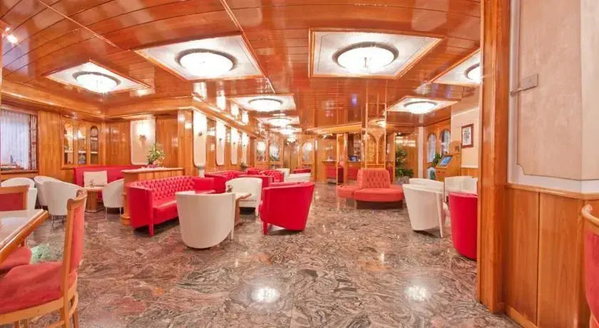 Hotel Cristallo