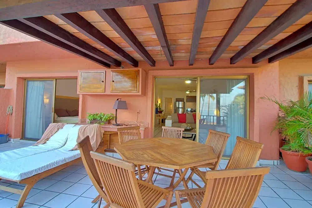Villa Facing the Beach in a Large Terrace 7 Pools, Tennis Courts, 247 Security