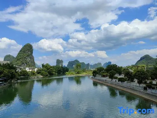 Yangshuo Xixia Xiaozhu Inn (Yulonghe Scenic Area Branch)