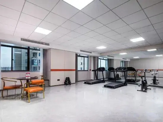 Anqing Taihu County Maison New Century Hotel