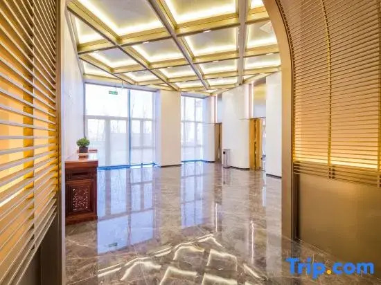 Mayjoys Hotel