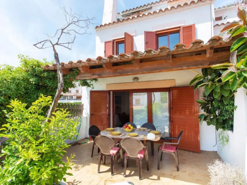 House Canaries St Antoni de Calonge