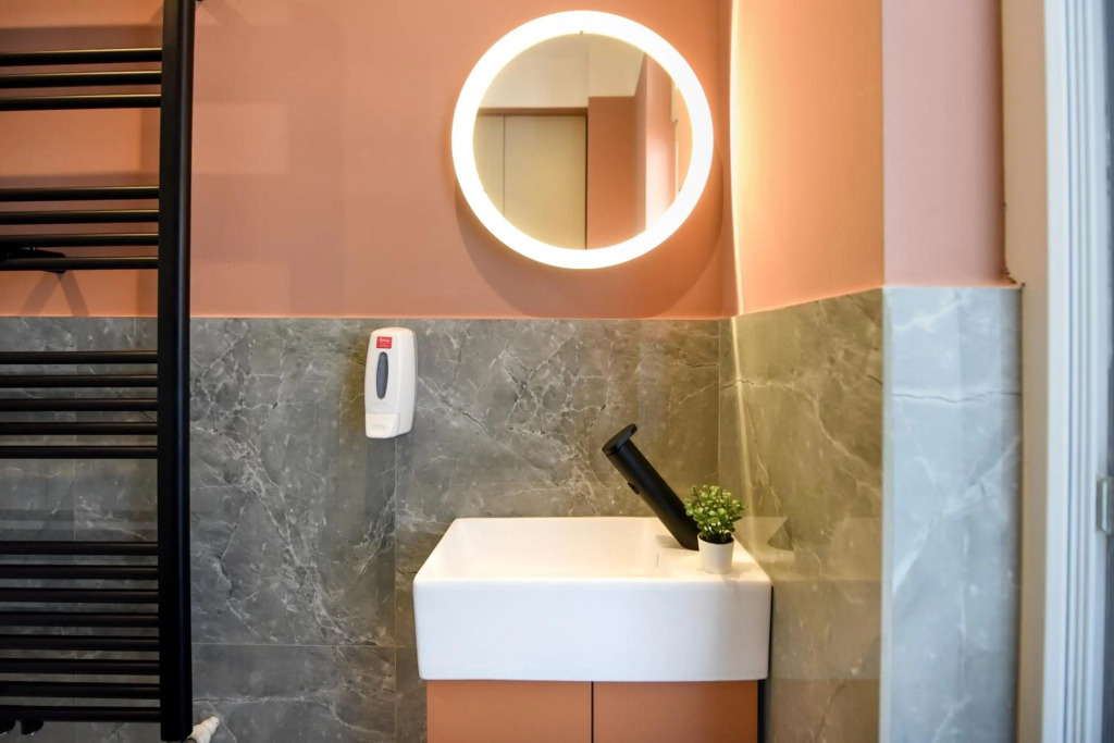 SWEET BLOSSOM - Lovely 1BR Apt in the City Center