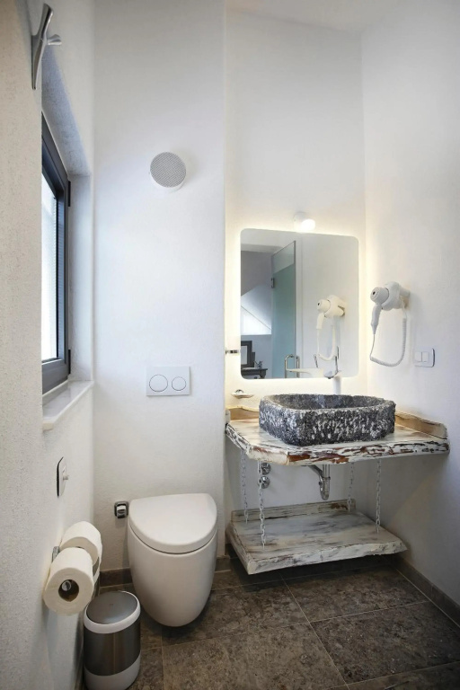 Alley Prime Hotel