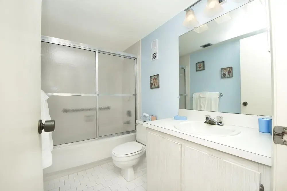 Sst3-811 - South Seas Tower 2 Bedroom Condo by Redawning