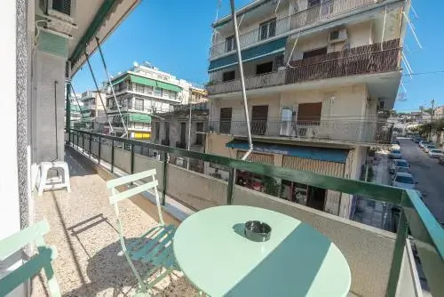 Bright apt in the heart of Athens