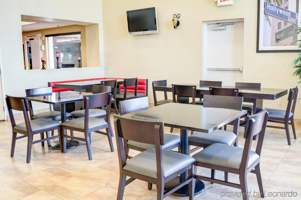 Comfort Inn & Suites Near Universal - N Hollywood - Burbank