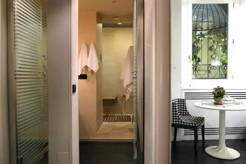 Via Condotti Private Suite