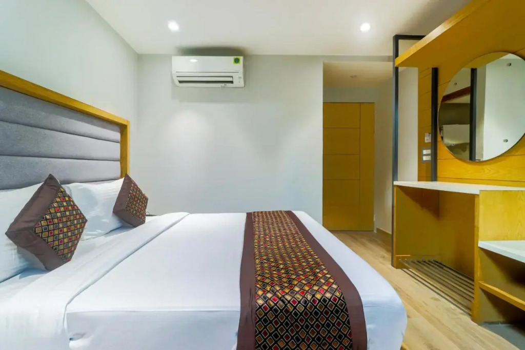 Hotel Bricks, Karol Bagh, New Delhi