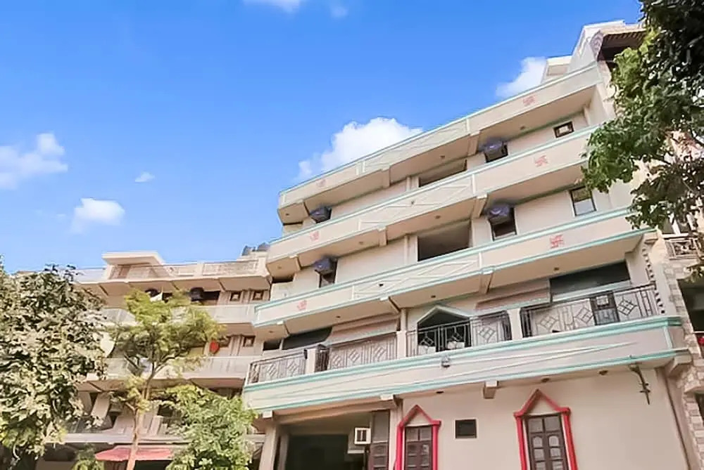 Hotel Classic By Roomshala - Nizamuddin Dargah