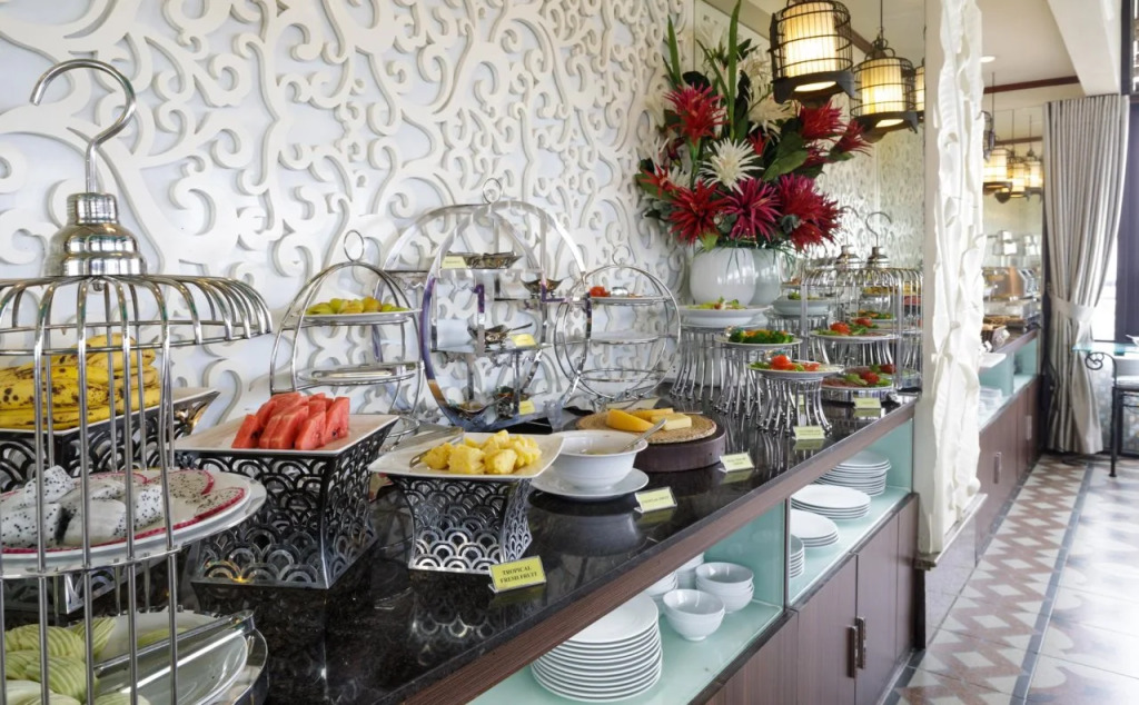 Flower Garden Hotel