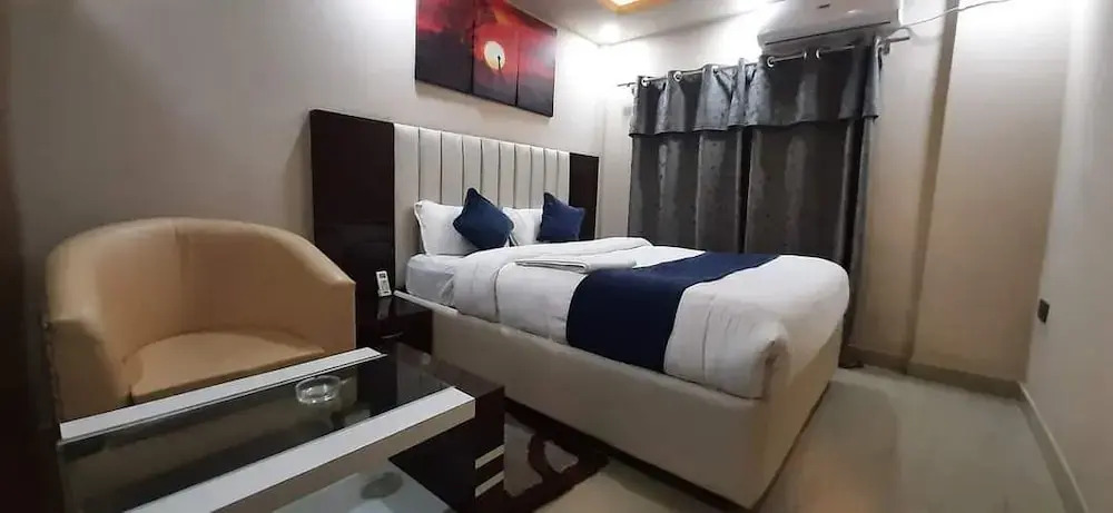 Hotel sara