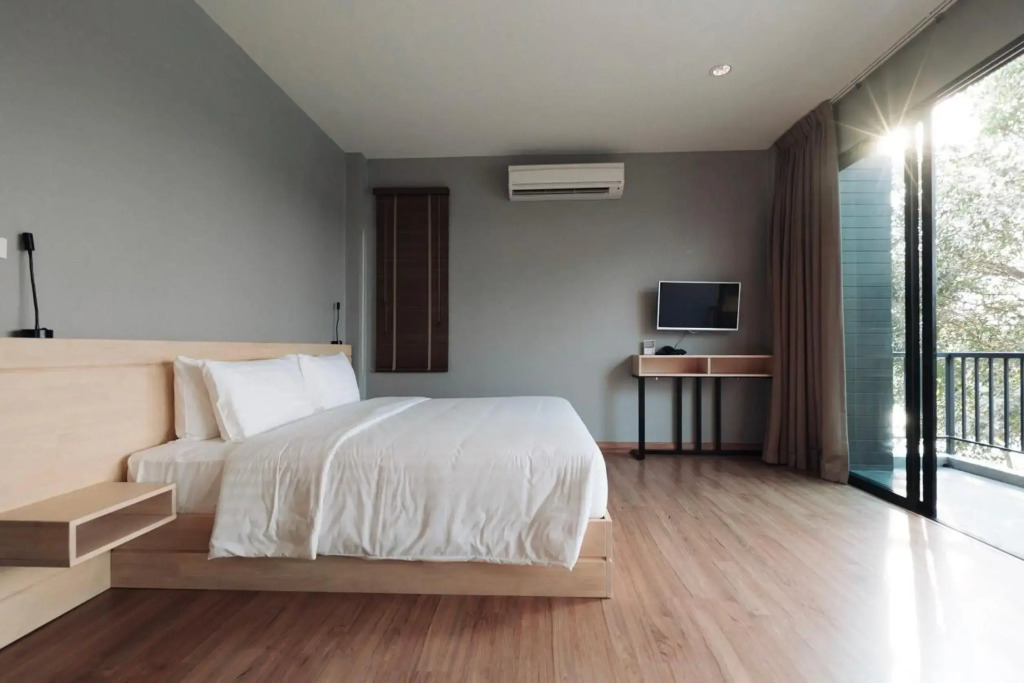 Riverawan Hotel