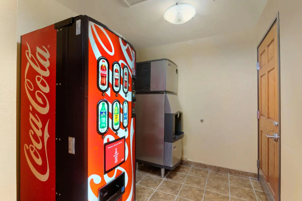 Legend Hotel Minot