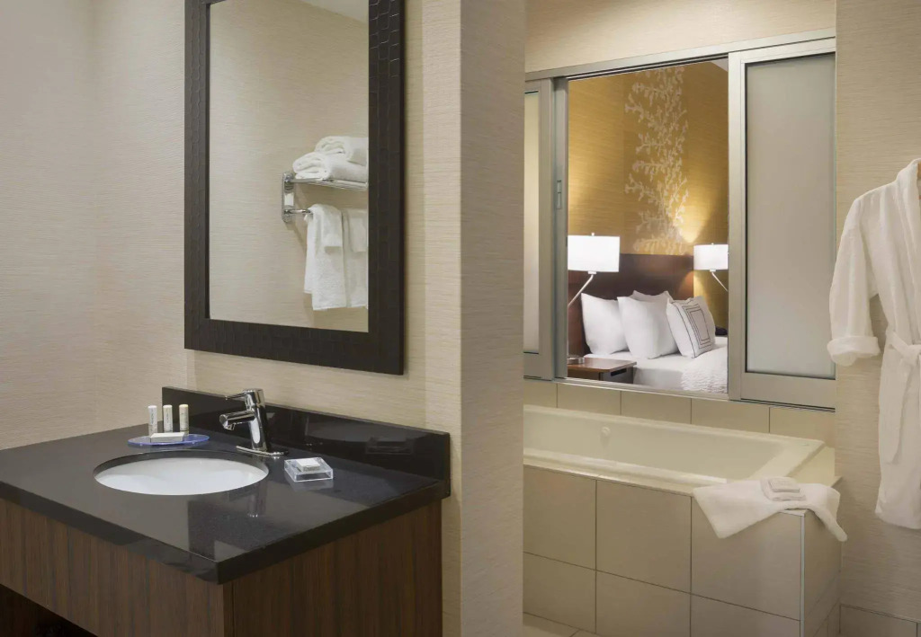 Fairfield Inn & Suites by Marriott Ottawa Kanata