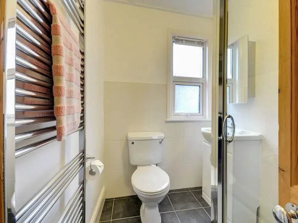 Luxurious Holiday Home Near the Beach at Looe Cornwall