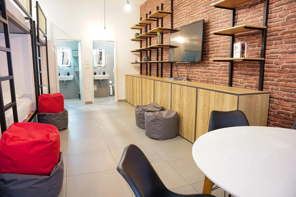 Aroma apartments