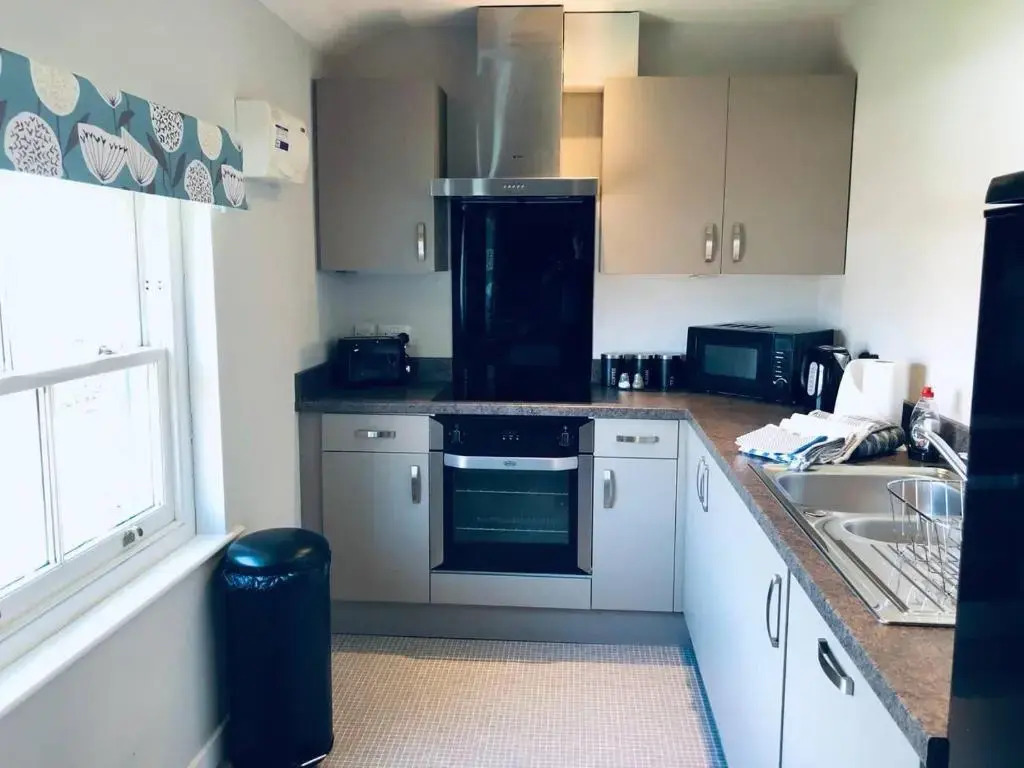 Warehouse Apartment-1 King Bed, Sleeps 2