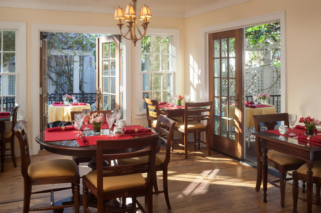 Port dHiver Bed and Breakfast