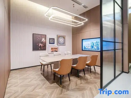 Home Inn Select Hotel (Shanghai Tongji Hospital Zhidang Road Branch)