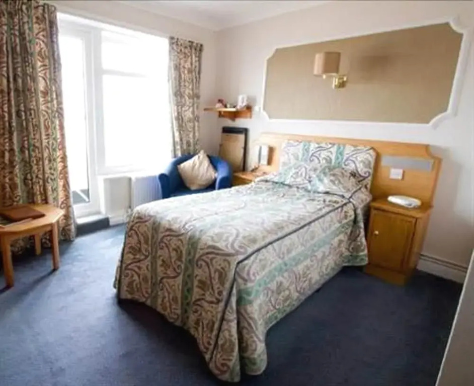 Expanse Hotel
