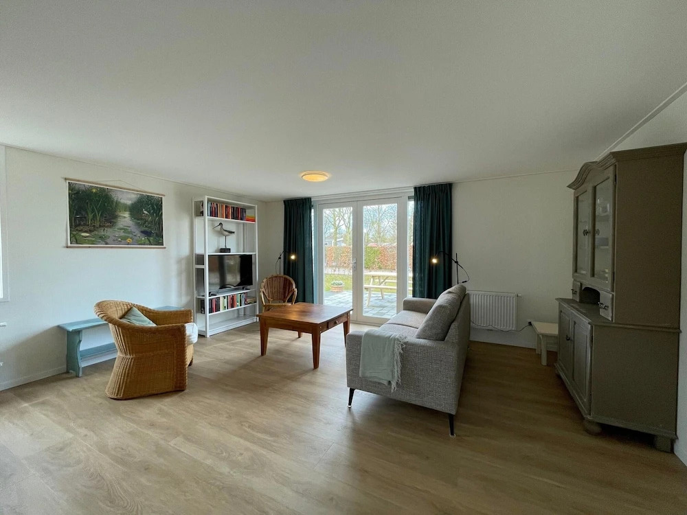 Chalet in Friesland Near Large Lakes