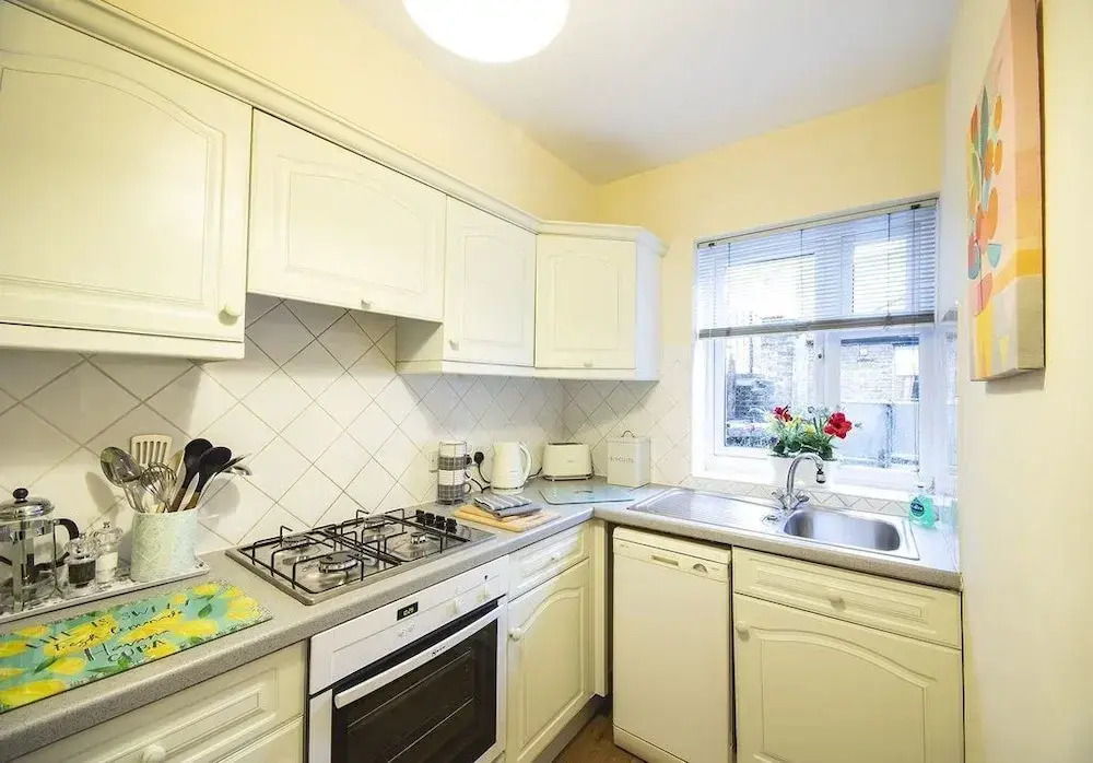 Beautiful Two bed South Kensington