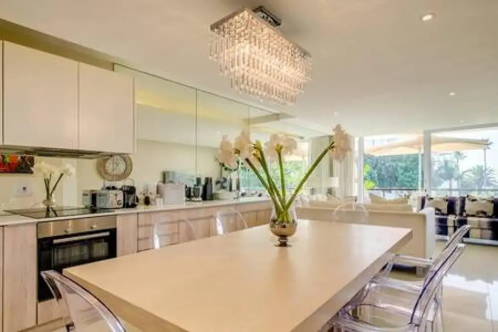 Elegant Apartment at the Waterclub Amani Views