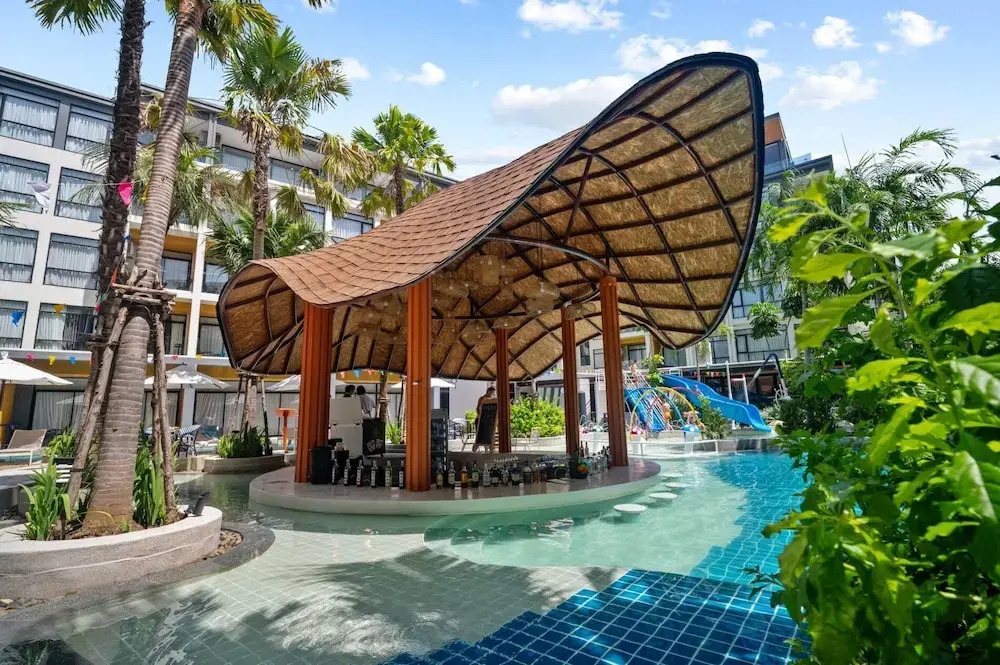 Wyndham Gardens 1321 Studio, 1min to Naithon Beach