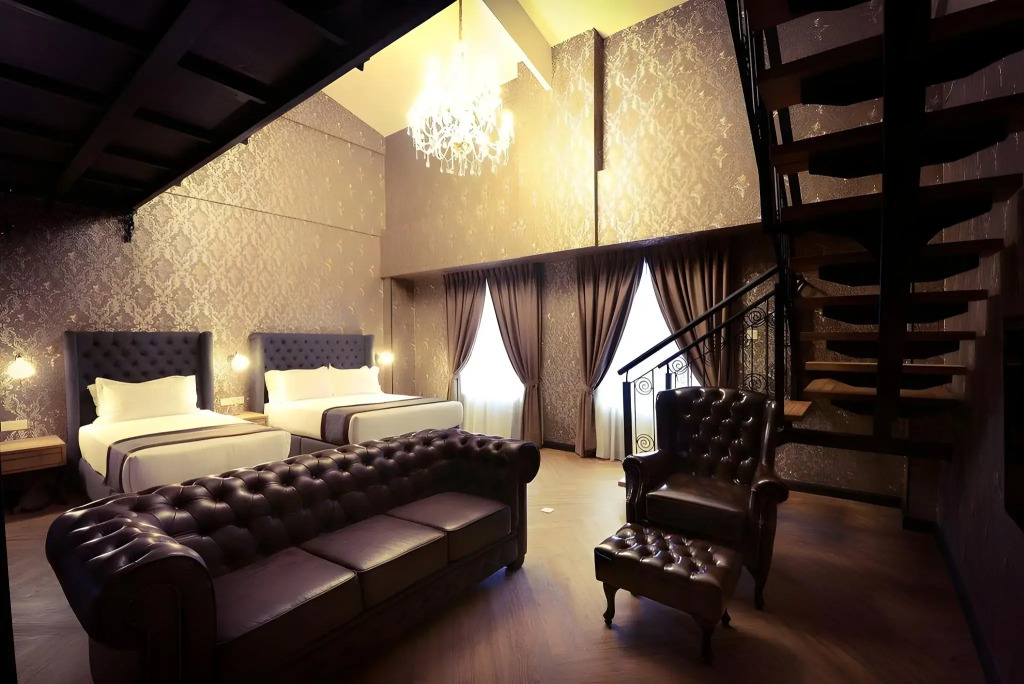 1969 Business Suites Bandar Botani, Ipoh