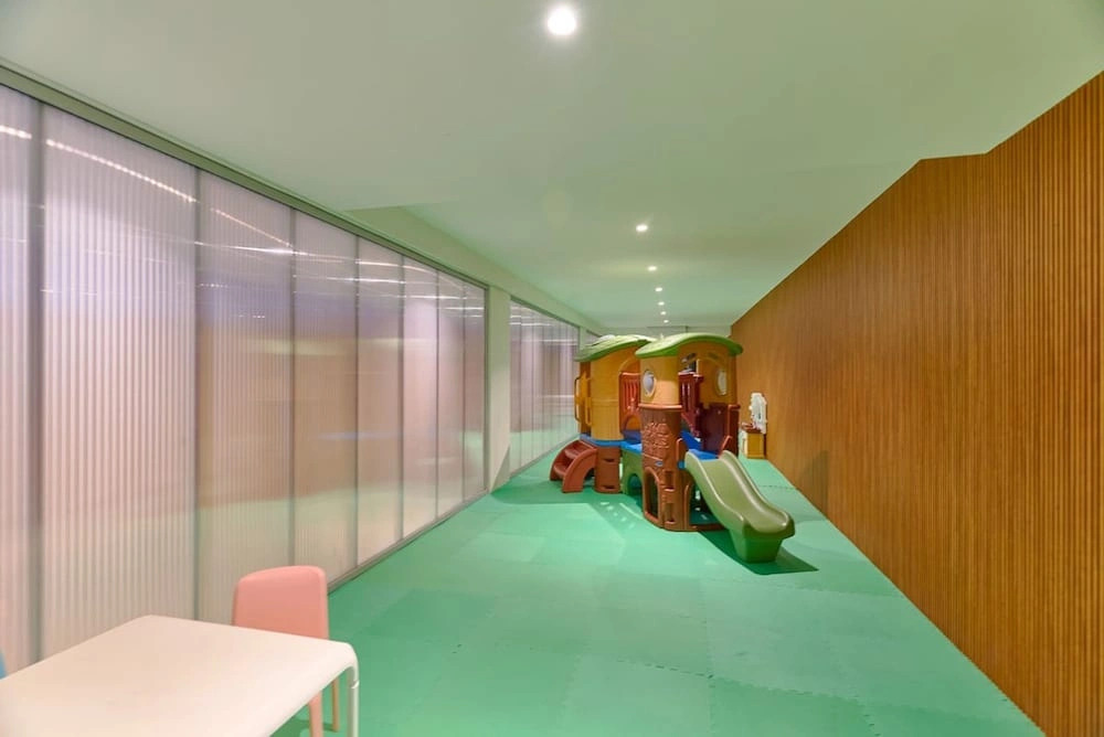 2BR The City Center Dtown Pool Gym Nearcecilip