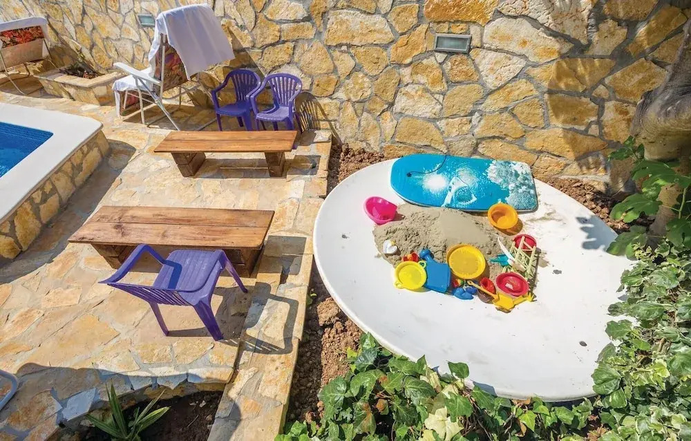 Nice Home in Krk With Wifi and 2 Bedrooms