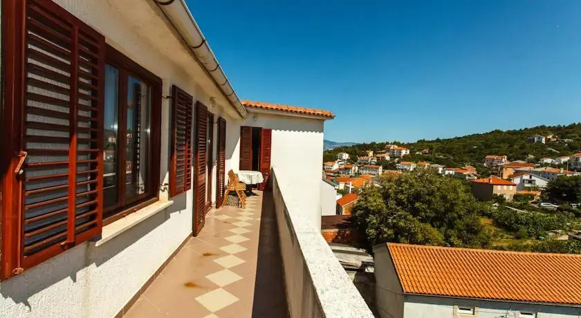 Apartments & Rooms Iva