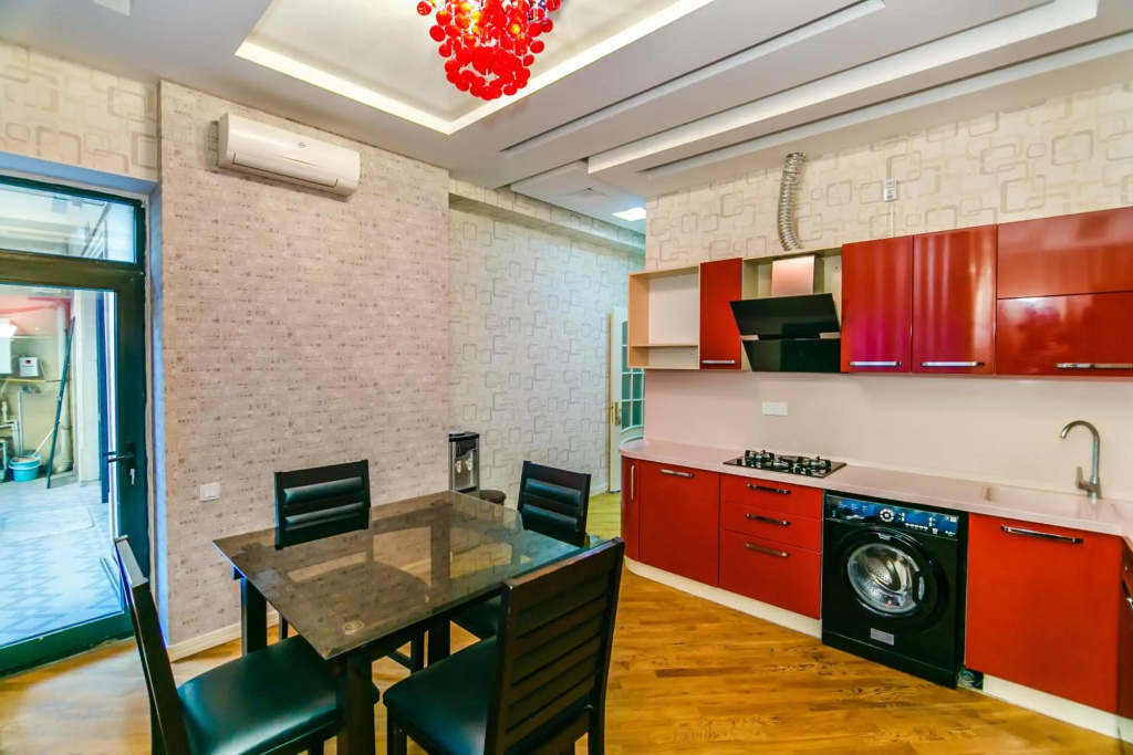 Luxe House in Nizami Street 1