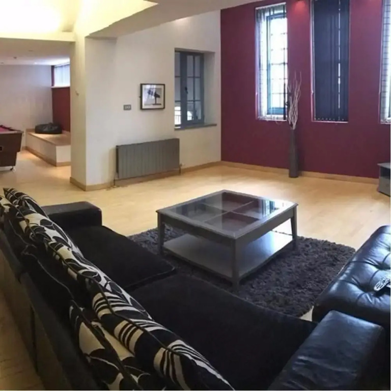 Luxurious City Centre Penthouse