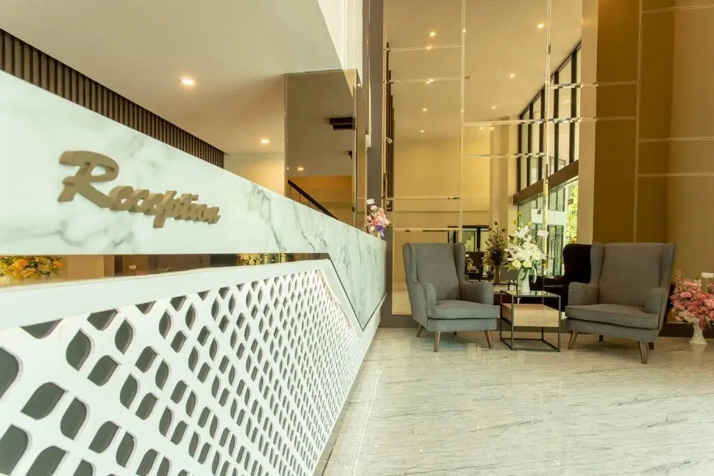 SJ Miracle Hotel